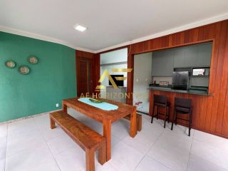 Linda casa no Condomínio Melício Machado (Aruana), com 5 suítes.