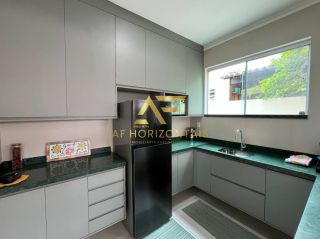 Linda casa no Condomínio Melício Machado (Aruana), com 5 suítes.