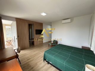 Linda casa no Condomínio Melício Machado (Aruana), com 5 suítes.