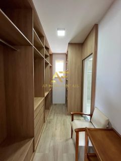 Linda casa no Condomínio Melício Machado (Aruana), com 5 suítes.