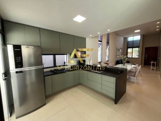 Casa térrea no condomínio Praias do Sul 3 (Mosqueiro), com 3 quartos (1 suíte).