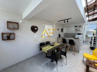 Casa no Condomínio Parque Marine, com 3 quartos (2 suítes).