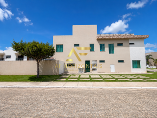 Casa no Condomínio Praias do Sul 3, com 5 quartos (2 suítes).