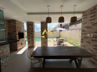 Casa no Condomínio Praias do Sul 3, com 5 quartos (2 suítes).