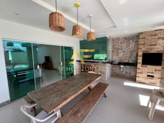 Casa no Condomínio Praias do Sul 3, com 5 quartos (2 suítes).