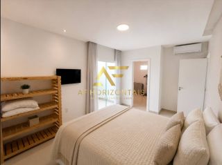 Casa no Condomínio Praias do Sul 3, com 5 quartos (2 suítes).