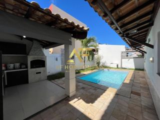 Casa térrea, com piscina, no Condomínio Costa Marina (Aruana), com 3 quartos (2 suítes).