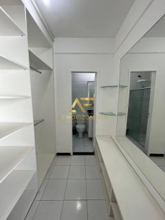 Casa térrea, com piscina, no Condomínio Costa Marina (Aruana), com 3 quartos (2 suítes).