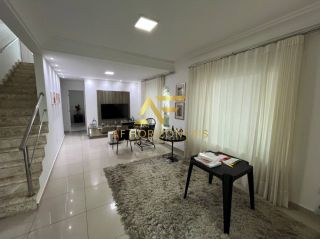 Casa no condomínio Costa Marina (Aruana), com 4 quartos, sendo 3 suítes (2 com varanda).