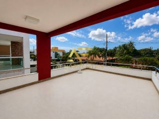 Casa no condomínio Costa Marina (Aruana), com 4 quartos, sendo 3 suítes (2 com varanda).