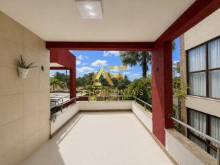 Casa no condomínio Costa Marina (Aruana), com 4 quartos, sendo 3 suítes (2 com varanda).