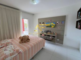 Casa no condomínio Costa Marina (Aruana), com 4 quartos, sendo 3 suítes (2 com varanda).