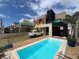 Linda casa no Condomínio Biratan Carvalho (Aruana), com 5 quartos (3 suítes).