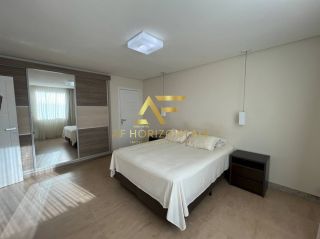 Linda casa no Condomínio Biratan Carvalho (Aruana), com 5 quartos (3 suítes).