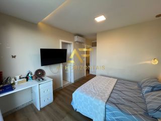 Linda casa no Condomínio Biratan Carvalho (Aruana), com 5 quartos (3 suítes).