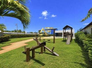 Lote no Condomínio Praia Bela (Mosqueiro), com 414 m², a 150 metros da praia.