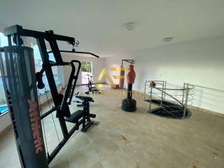 Casa no Condomínio Morada do Rio (Mosqueiro), com 4 suítes, medindo 1000m².