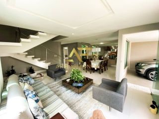 Belíssima casa no Condomínio Melício Machado (Aruana), com 4 suítes.