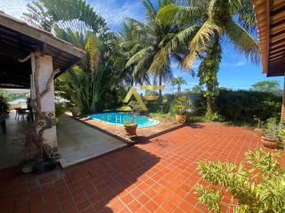 Casa com piscina no Condomínio Melício Machado (2 lotes), Aruana, com 3 suítes.