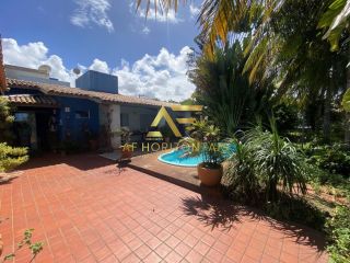 Casa com piscina no Condomínio Melício Machado (2 lotes), Aruana, com 3 suítes.