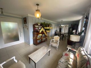 Casa com piscina no Condomínio Melício Machado (2 lotes), Aruana, com 3 suítes.