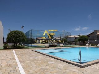 Casa com piscina no Condomínio Melício Machado (2 lotes), Aruana, com 3 suítes.