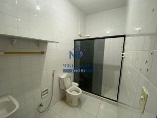 CASA EM PAU AMARELO