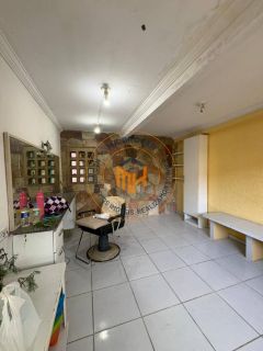 Casa solta com muito espaço e conforto esperando por você!