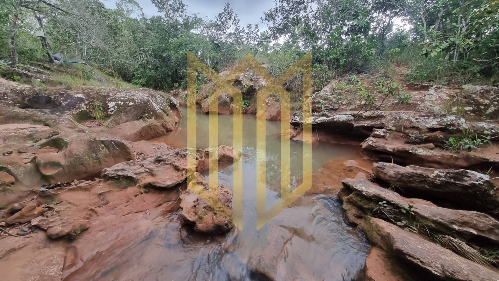 Área de 10.000m² - Chapada dos Guimaraes a Venda