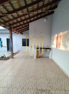 Locação - Casa com piscina Jd Presidente