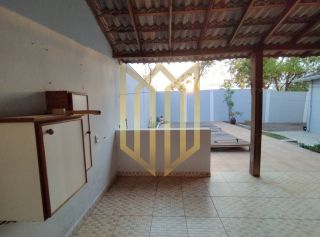 Locação - Casa com piscina Jd Presidente