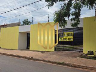 Locação - Casa com piscina Jd Presidente