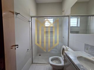 Casa com piscina para locação