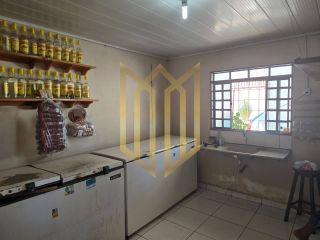 Casa com comércio a venda 15 de Maio