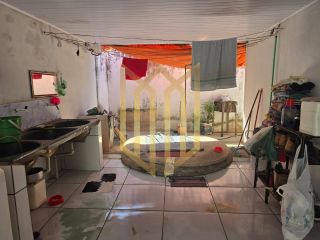 Casa com comércio a venda 15 de Maio