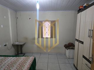 Casa com comércio a venda 15 de Maio