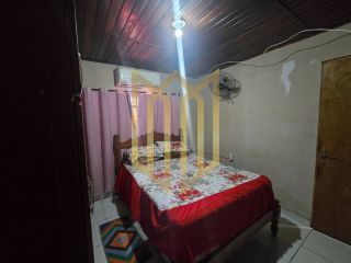 Casa com comércio a venda 15 de Maio