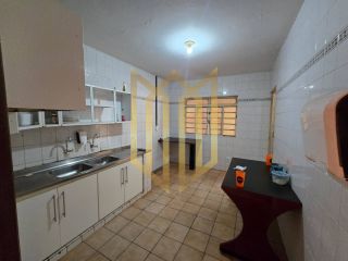 Casa Comercial  Jd Tropical