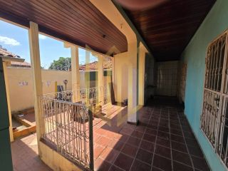 Casa Comercial  Jd Tropical