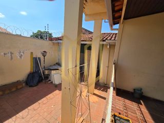 Casa Comercial  Jd Tropical