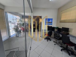 Sala comercial com 87m², Jd Europa, Atrás UNIC