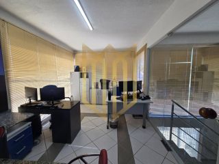 Sala comercial com 87m², Jd Europa, Atrás UNIC