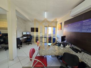 Sala comercial com 87m², Jd Europa, Atrás UNIC
