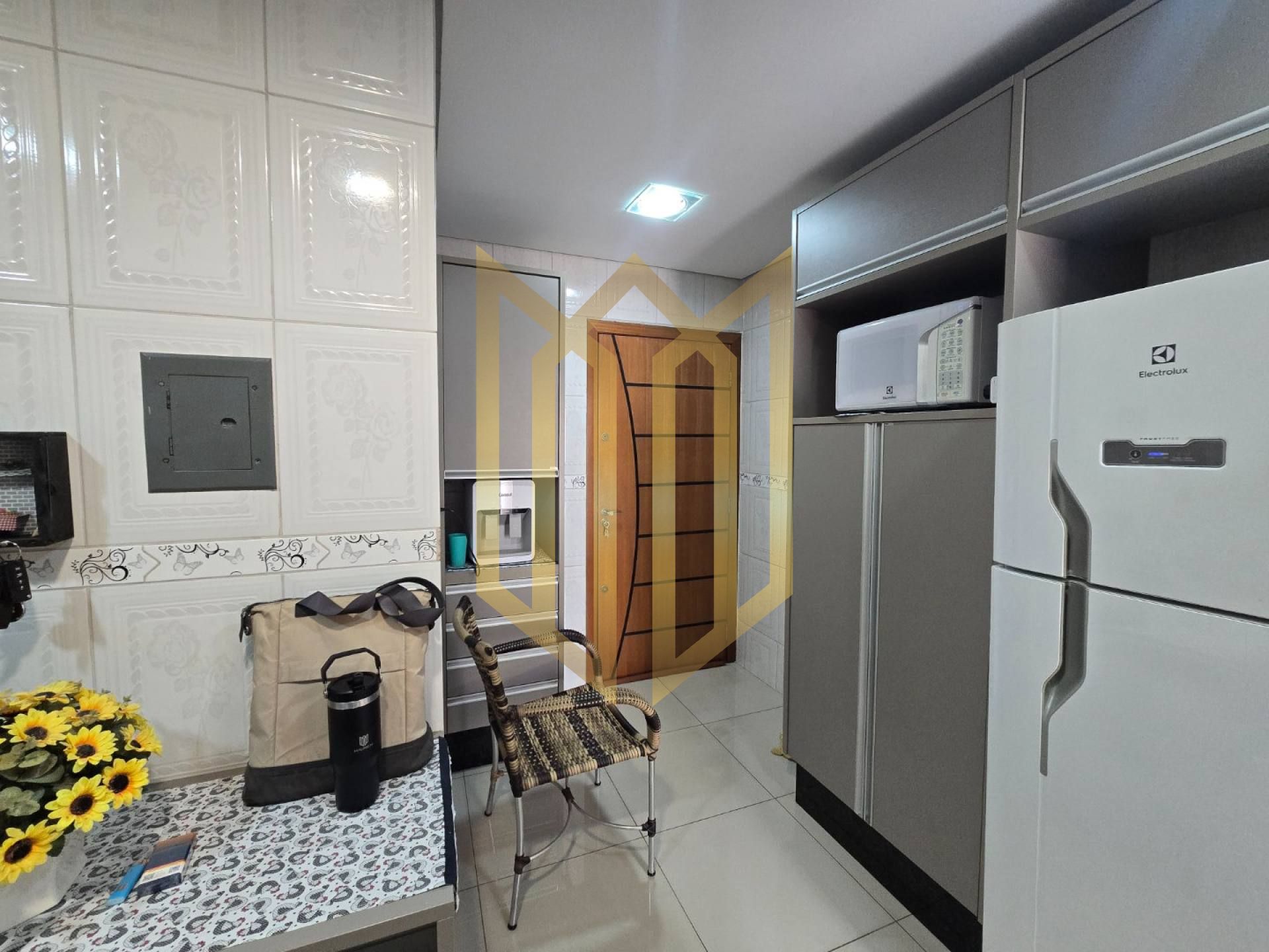 Casa a venda - Jd. Europa, Cuiabá MT,  três quartos, usina solar