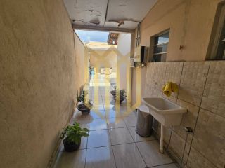 Casa a venda - Jd. Europa, Cuiabá MT,  três quartos, usina solar