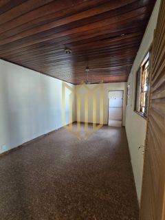 Casa a venda Jd. Europa Cuiabá MT com piscina