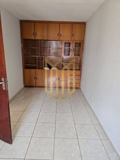 Casa com piscina, Jd Tropical, para locação