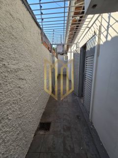 Casa com piscina, Jd Tropical, para locação