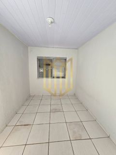 Casa com piscina, Jd Tropical, para locação