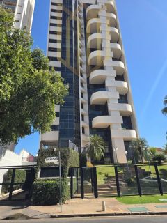 Apartamento Alto Padrão – 300 m² – Edifício Terra Solis